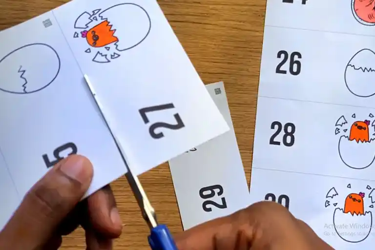 Watch your DIY flipbook unfold the journey of a chick inside an egg.